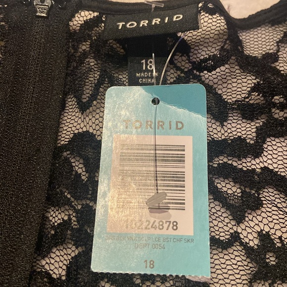 TORRID Size 18 NWT Black Fit And Flare Lace Top Dress - Picture 14 of 14